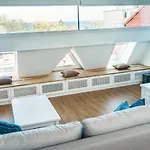 Apartman Sky And Sea By Renters Prestige *