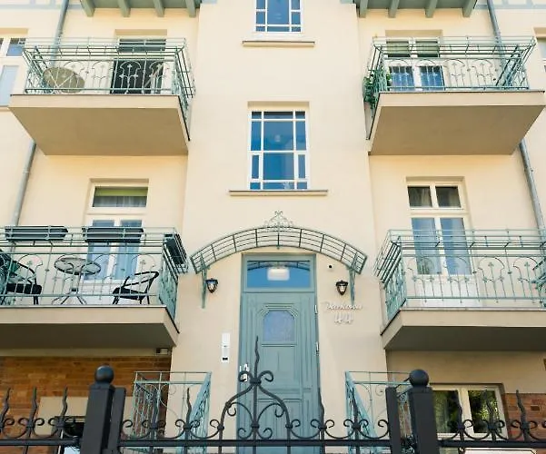 Sky And Sea By Renters Prestige Apartment *